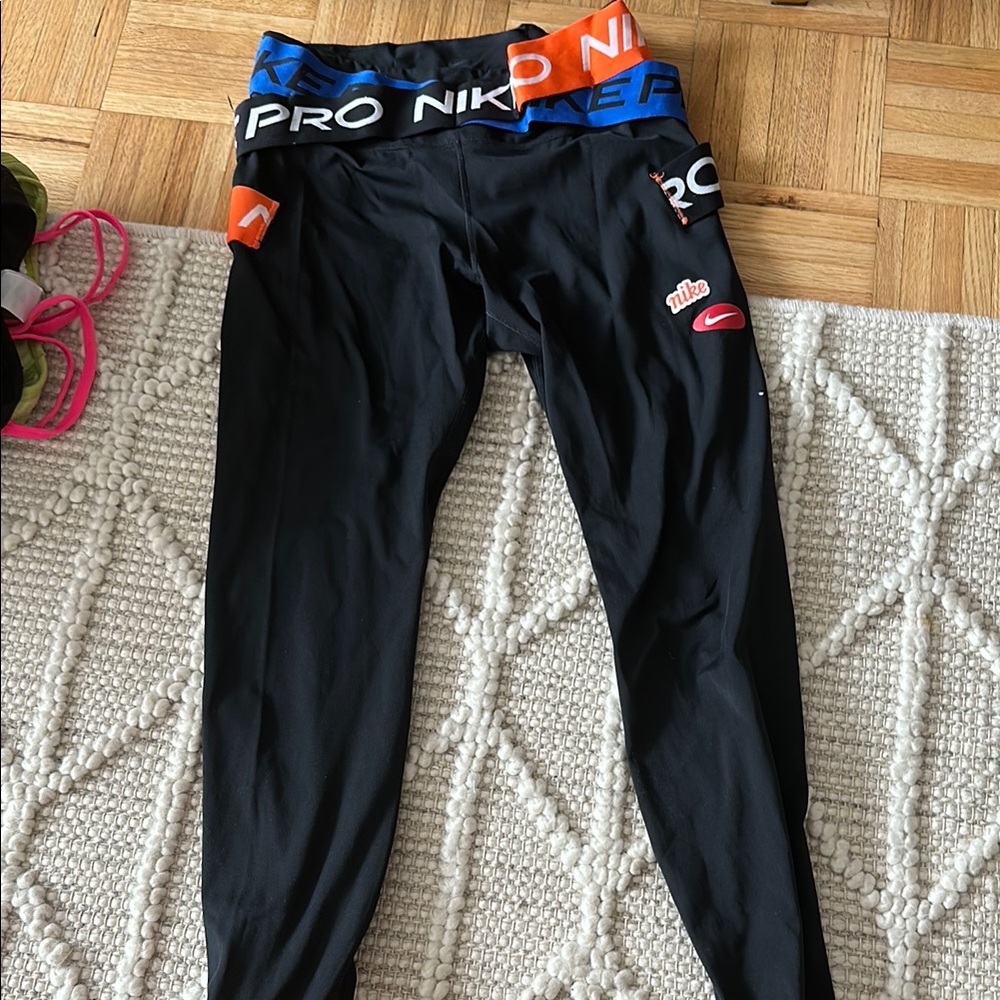 Nike Black Leggings with Vibrant Waistband